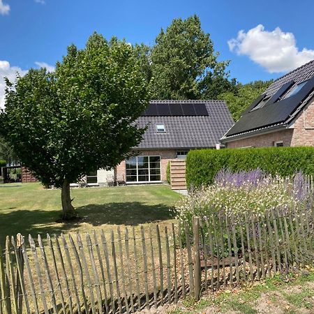 Villa De Smokkelaar & Het Schuurtje Maldegem Exterior foto